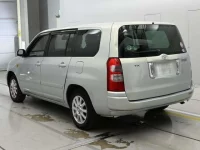 Toyota SUCCEED лот № 10154 оценка 3  с аукциона в Японии 5