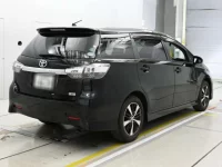 Toyota WISH лот № 30374 оценка 4  с аукциона в Японии 1