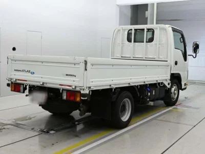 Nissan ATLAS  с аукциона в Японии