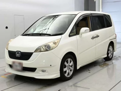 Honda STEP WAGON  с аукциона в Японии