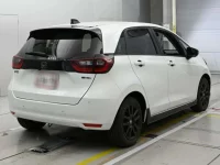 Honda FIT лот № 10212 оценка R  с аукциона в Японии 1