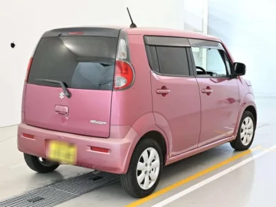 Suzuki MRWAGON