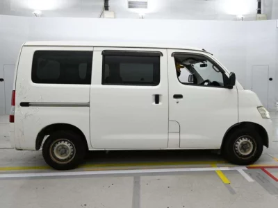 Toyota LiteAce Van