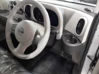 Nissan CUBE лот № 36503 оценка 4.5  с аукциона в Японии 8