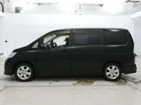 Nissan SERENA лот № 30555 оценка 4  с аукциона в Японии 3