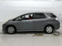 Honda FIT SHUTTLE лот № 30556 оценка R  с аукциона в Японии 3