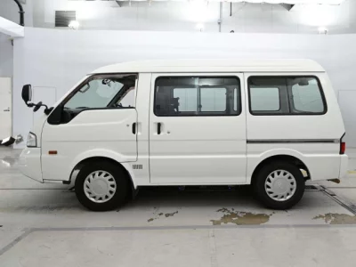 Mazda BONGO VAN