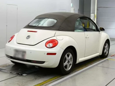Volkswagen NEW BEETLE