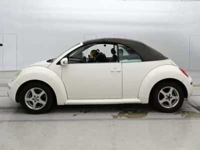 Volkswagen NEW BEETLE