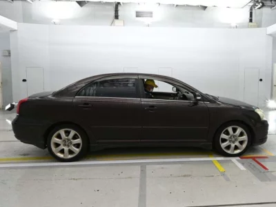 Toyota AVENSIS SEDAN