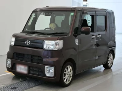 Toyota PIXIS MEGA