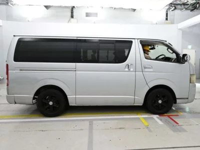 Toyota REGIUS ACE VAN