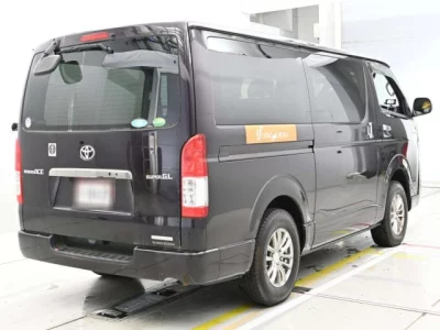 Toyota REGIUS ACE VAN