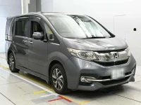 Honda STEP WAGON лот № 30600 оценка 3.5  с аукциона в Японии 4