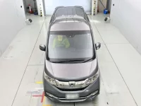 Honda STEP WAGON лот № 30600 оценка 3.5  с аукциона в Японии 6