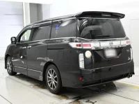 Nissan ELGRAND лот № 30613 оценка 3  с аукциона в Японии 5