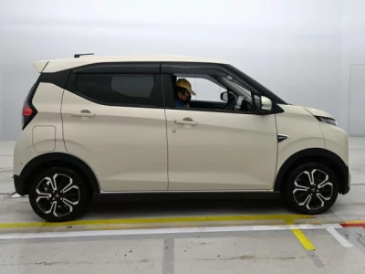 Mitsubishi EK X EV