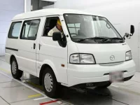 Mazda BONGO VAN лот № 40128 оценка 3.5  с аукциона в Японии 4