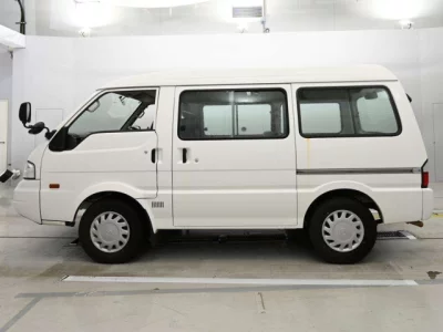 Mazda BONGO VAN  с аукциона в Японии