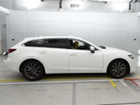 Mazda ATENZA WAGON лот № 36522 оценка 4  с аукциона в Японии 2