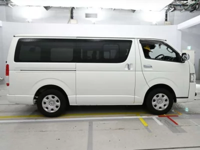 Toyota REGIUS ACE VAN