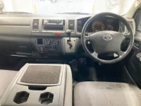 Toyota HIACE VAN лот № 3096 оценка R  с аукциона в Японии 2