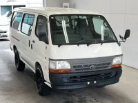 Toyota HIACE VAN лот № 3206 оценка R  с аукциона в Японии 3