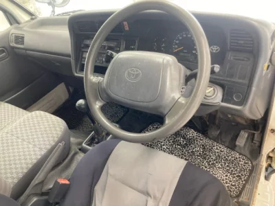 Toyota HIACE VAN  с аукциона в Японии