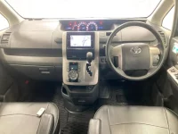 Toyota NOAH лот № 3057 оценка 3.5  с аукциона в Японии 2