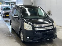 Toyota NOAH лот № 3057 оценка 3.5  с аукциона в Японии 3