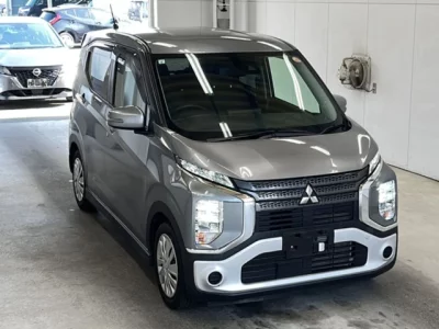 Mitsubishi EK X