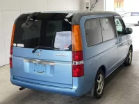 Honda STEP WAGON лот № 1006 оценка R  с аукциона в Японии 1