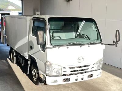 Mazda TITAN  с аукциона в Японии