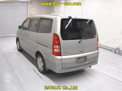 Nissan SERENA  с аукциона в Японии
