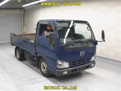 Mazda TITAN  с аукциона в Японии