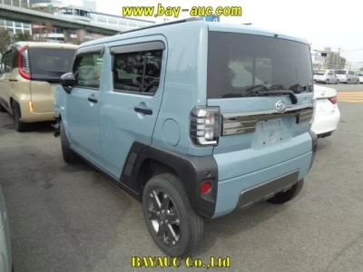 Daihatsu TAFT