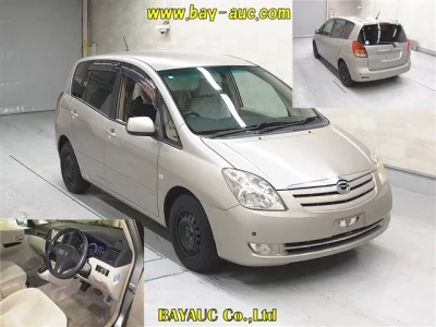 Toyota COROLLA SPACIO