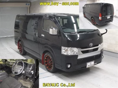 Toyota HiAce Van