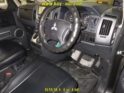 Mitsubishi DELICA D5  с аукциона в Японии