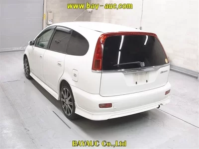 Honda STREAM  с аукциона в Японии