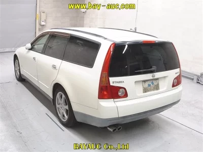 Nissan STAGEA