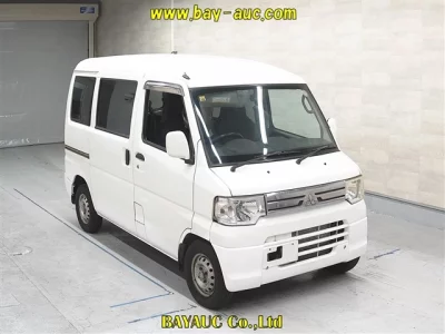 Mitsubishi MINICAB VAN