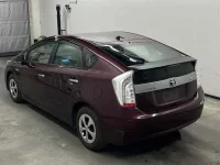 Toyota PRIUS PHV лот № 15055 оценка 3.5  с аукциона в Японии 1