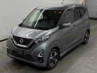 Nissan DAYZ лот № 46 оценка 4  с аукциона в Японии 3