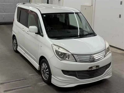 Mitsubishi DELICA D2