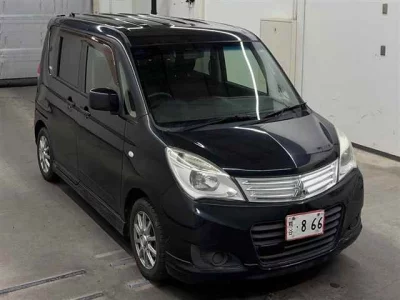 Mitsubishi DELICA D2