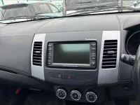 Mitsubishi OUTLANDER лот № 85035 оценка 3  с аукциона в Японии 5