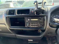 Mazda BONGO VAN лот № 11020 оценка 2  с аукциона в Японии 5