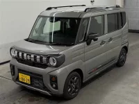 Suzuki SPACIA GEAR лот № 79 оценка 6  с аукциона в Японии 3