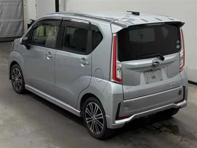 Subaru STELLA  с аукциона в Японии